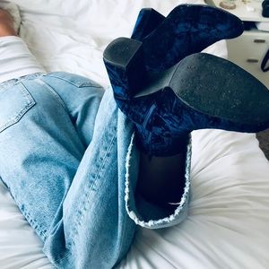 MIA Blue Suede Ankle Booties 🦋